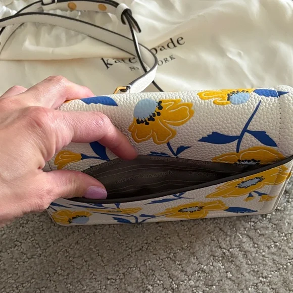 Kate Spade crossbody - Picture 6 of 10